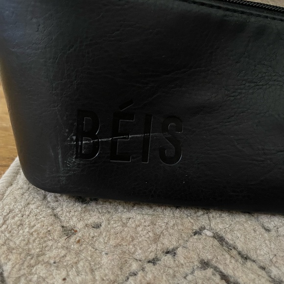 COPY - Beis Plaid Weekender Bag - Picture 3 of 4